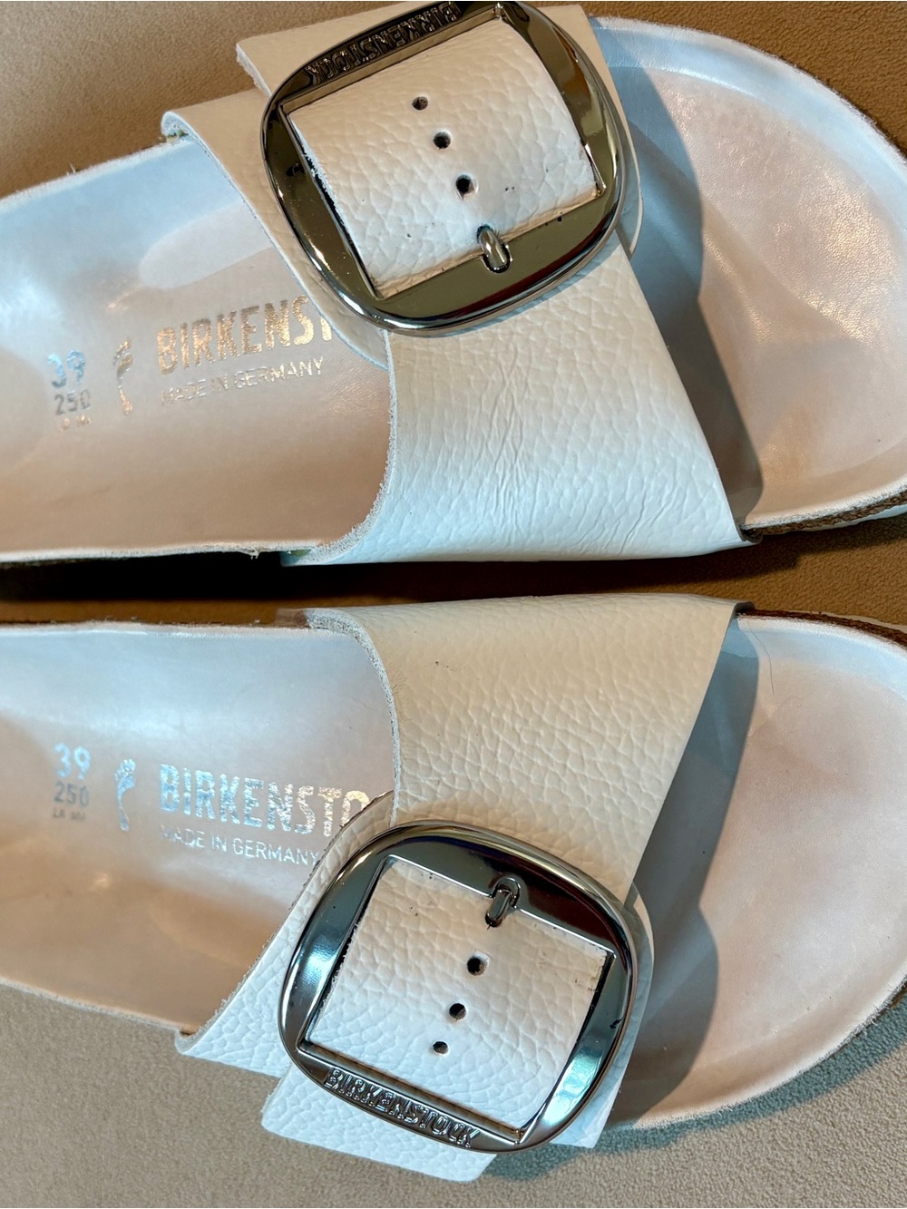 Birkenstock White Single Strap Madrid Sandals with Silver Big Buckle: Size 39 - Picture 5 of 5
